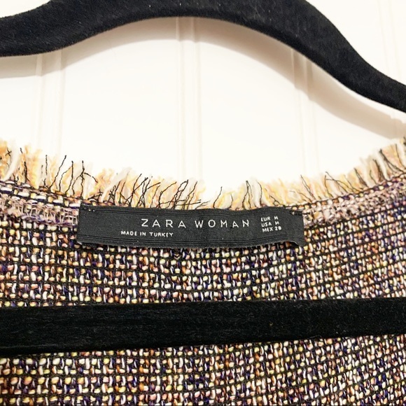 Zara M Multicolor Frayed Tweed Sleeveless Top - Picture 2 of 4